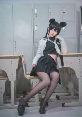 欧美大牌套装大减价_DVDHD在线观看